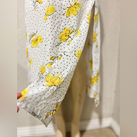 Abercrombie & Fitch Floral Midi Slit Dress
Size small - Picture 11 of 16